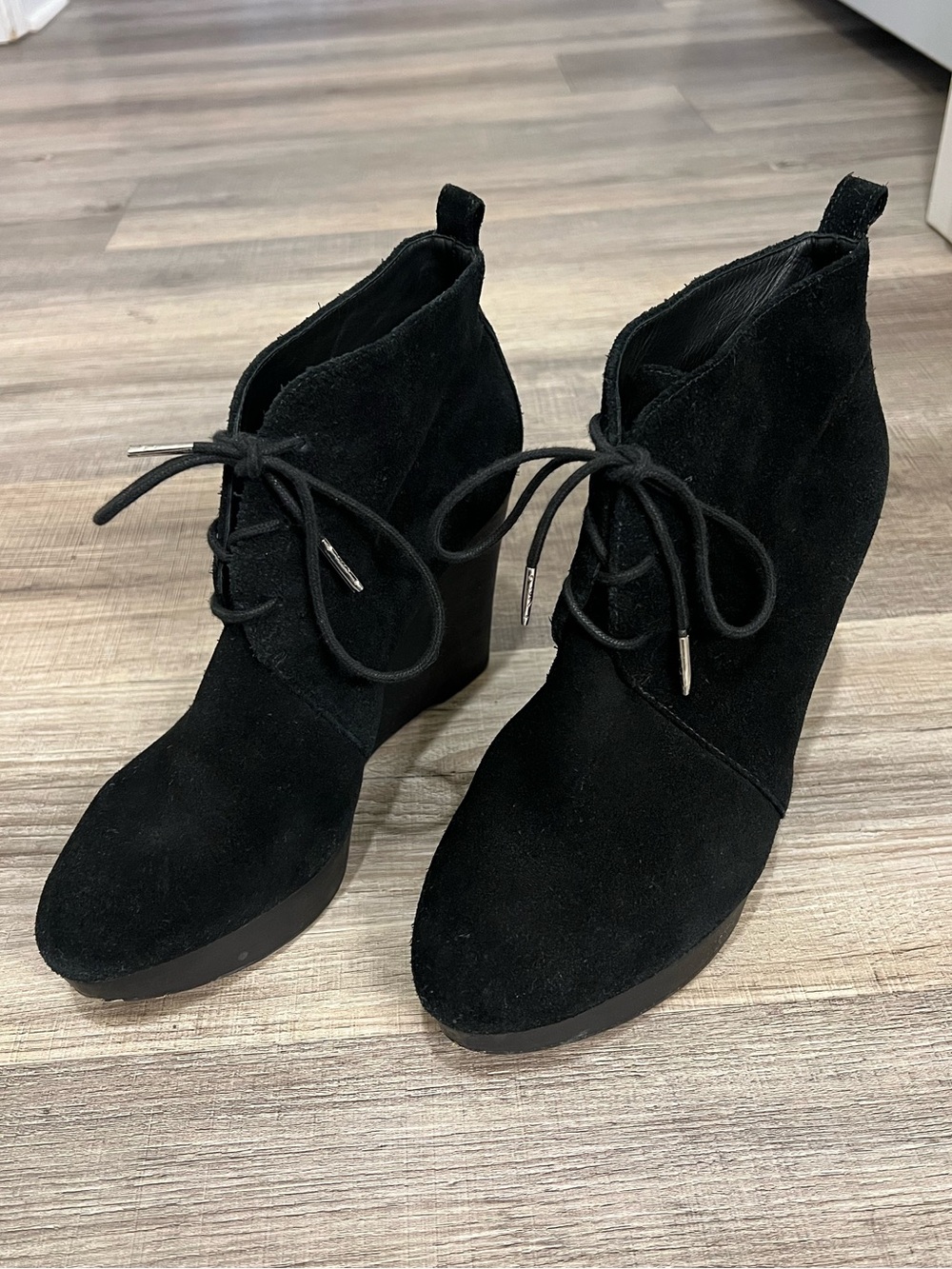 Michael Kors Black Suede Lace-Up Wedge Ankle Boots Size 9